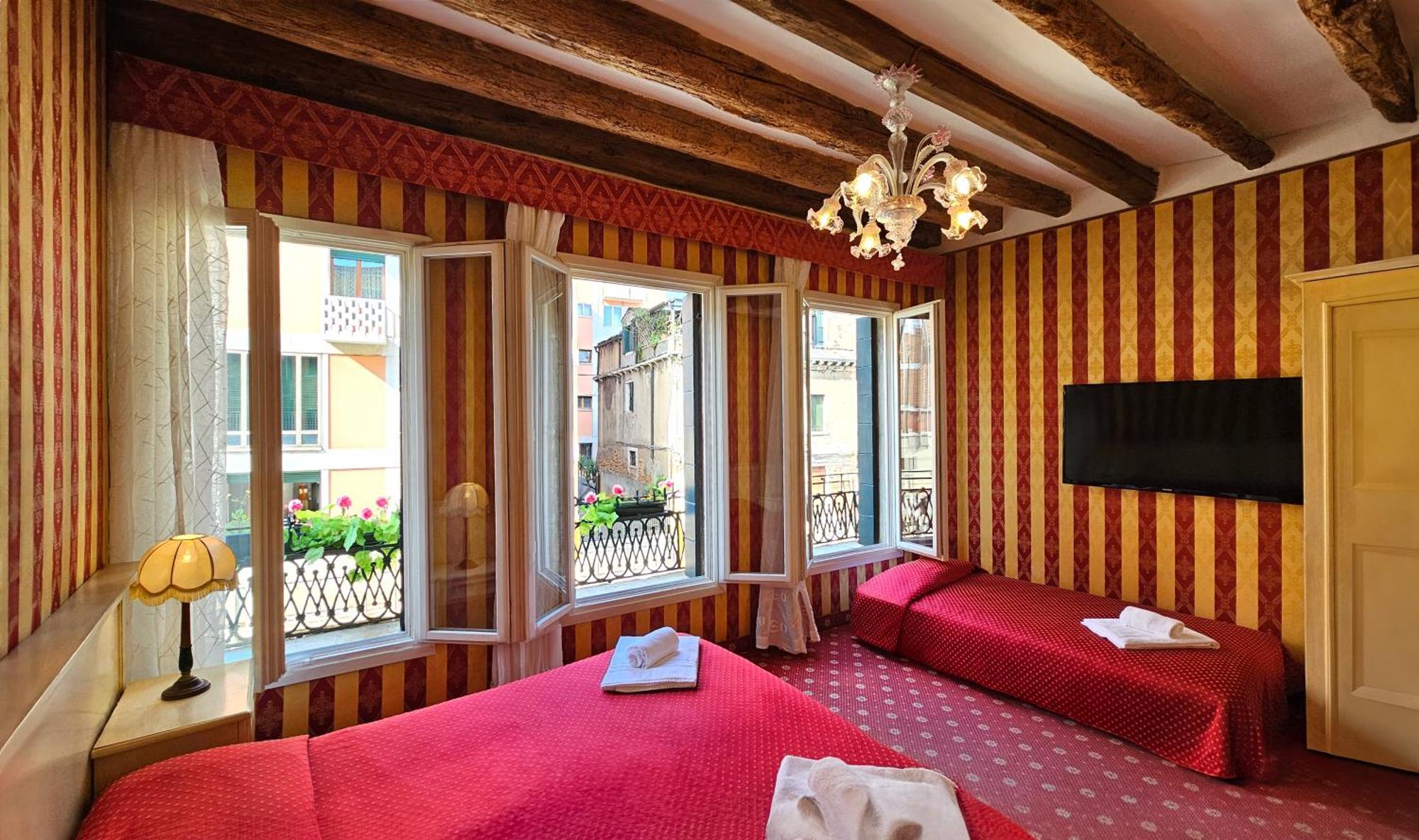 Ca' Messner 5 Leoni Hotel Venice Exterior photo