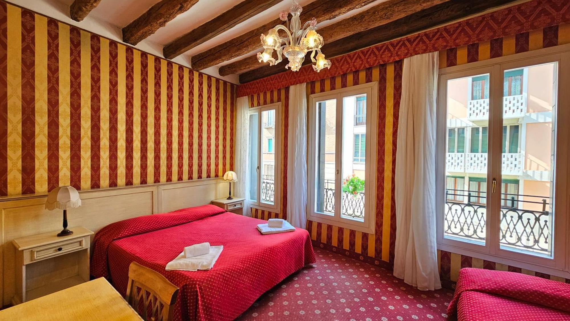 Ca' Messner 5 Leoni Hotel Venice Exterior photo